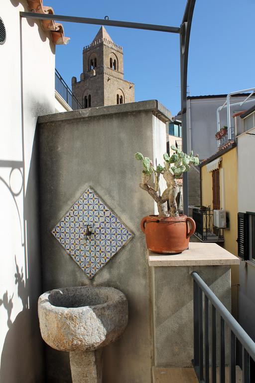 Appartement Penthouse Duomo à Cefalù Chambre photo